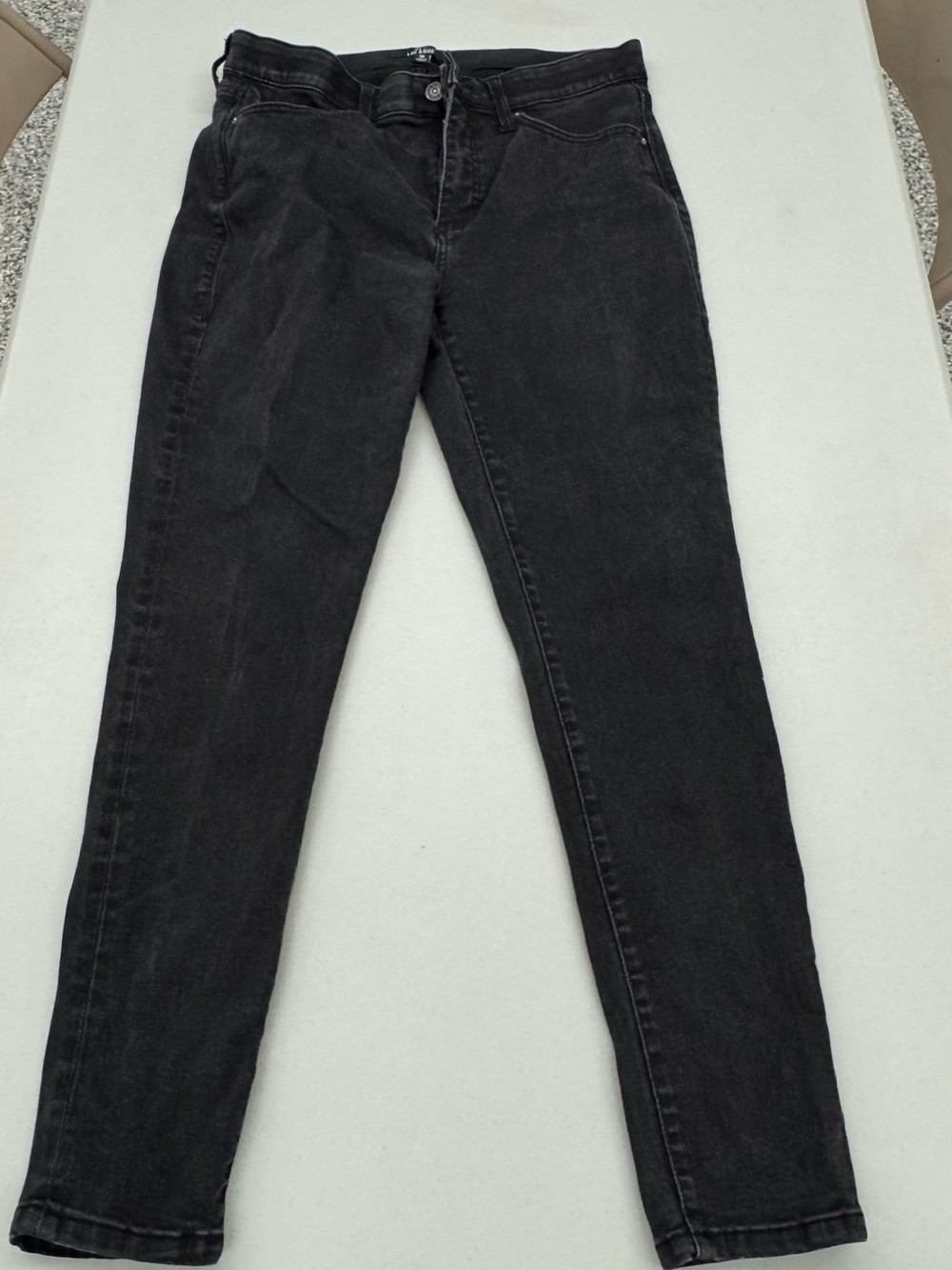 LuLaRoe Women's Skinny Jeans in Black with magic waistband size 30/12